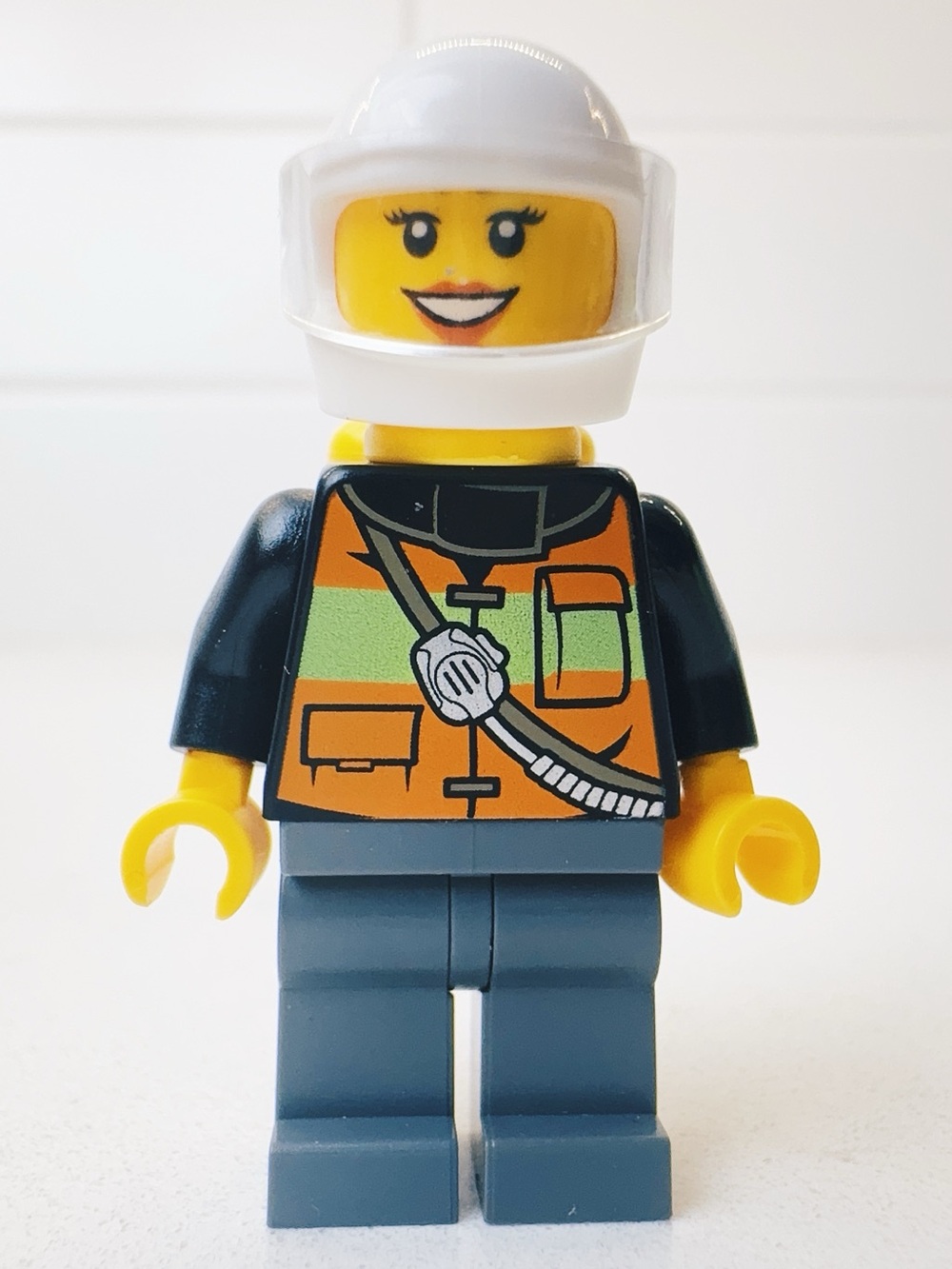 LEGO Minifig - City - Firefighter - Fire reflective Stripe Vest -
